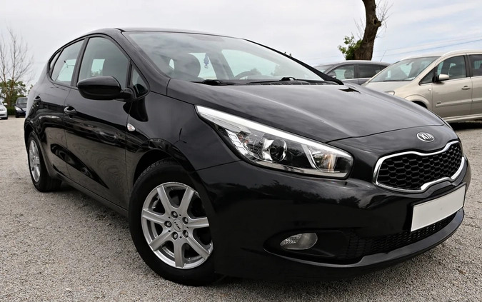 Kia Ceed cena 26800 przebieg: 253000, rok produkcji 2012 z Gostynin małe 781